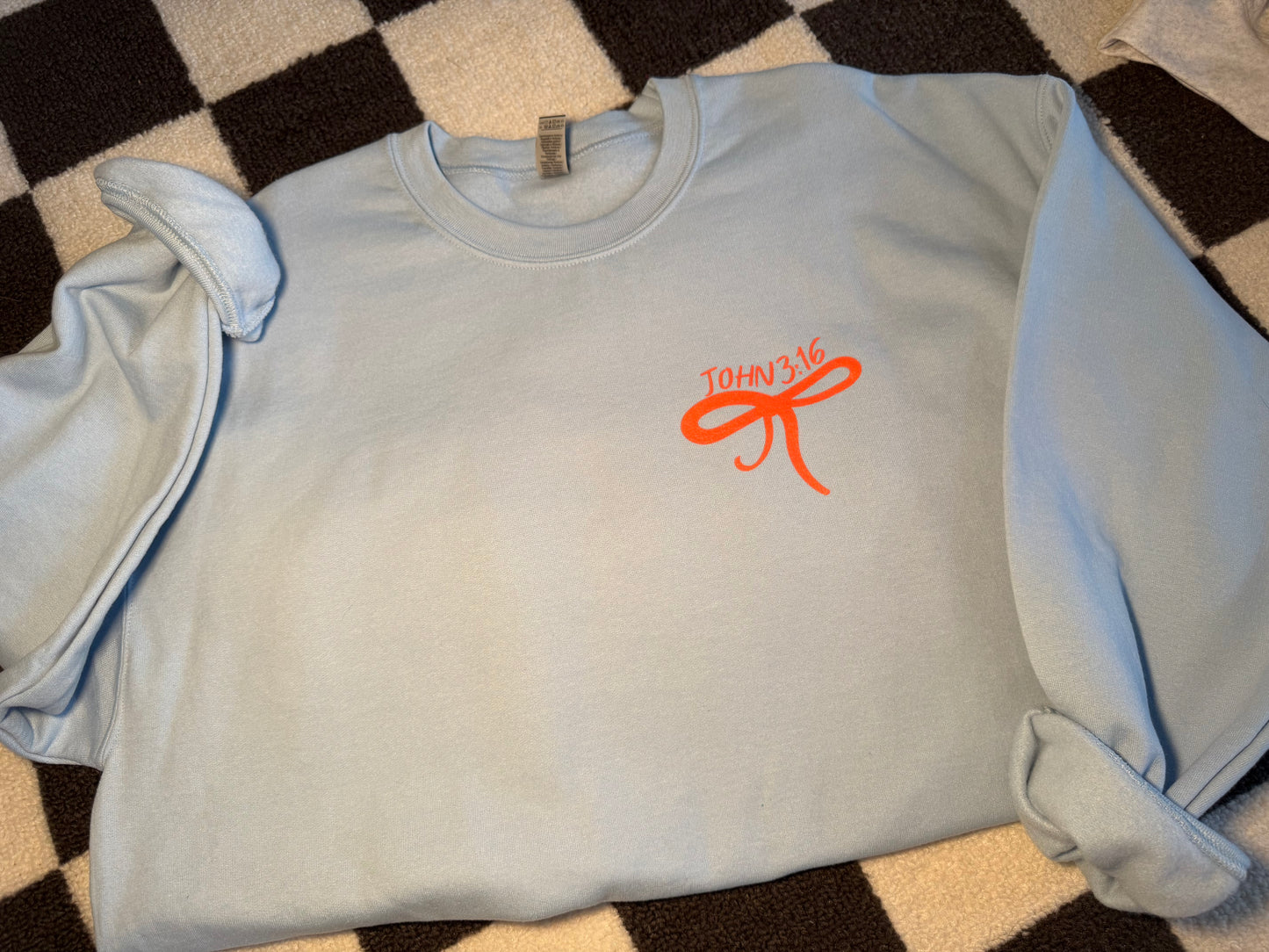 Xl front/back crewneck